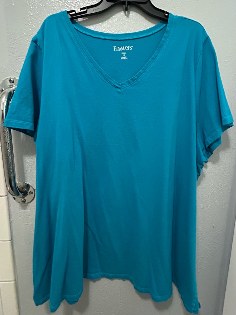 Roaman's Turquoise V-Neck Short Sleeve Tee